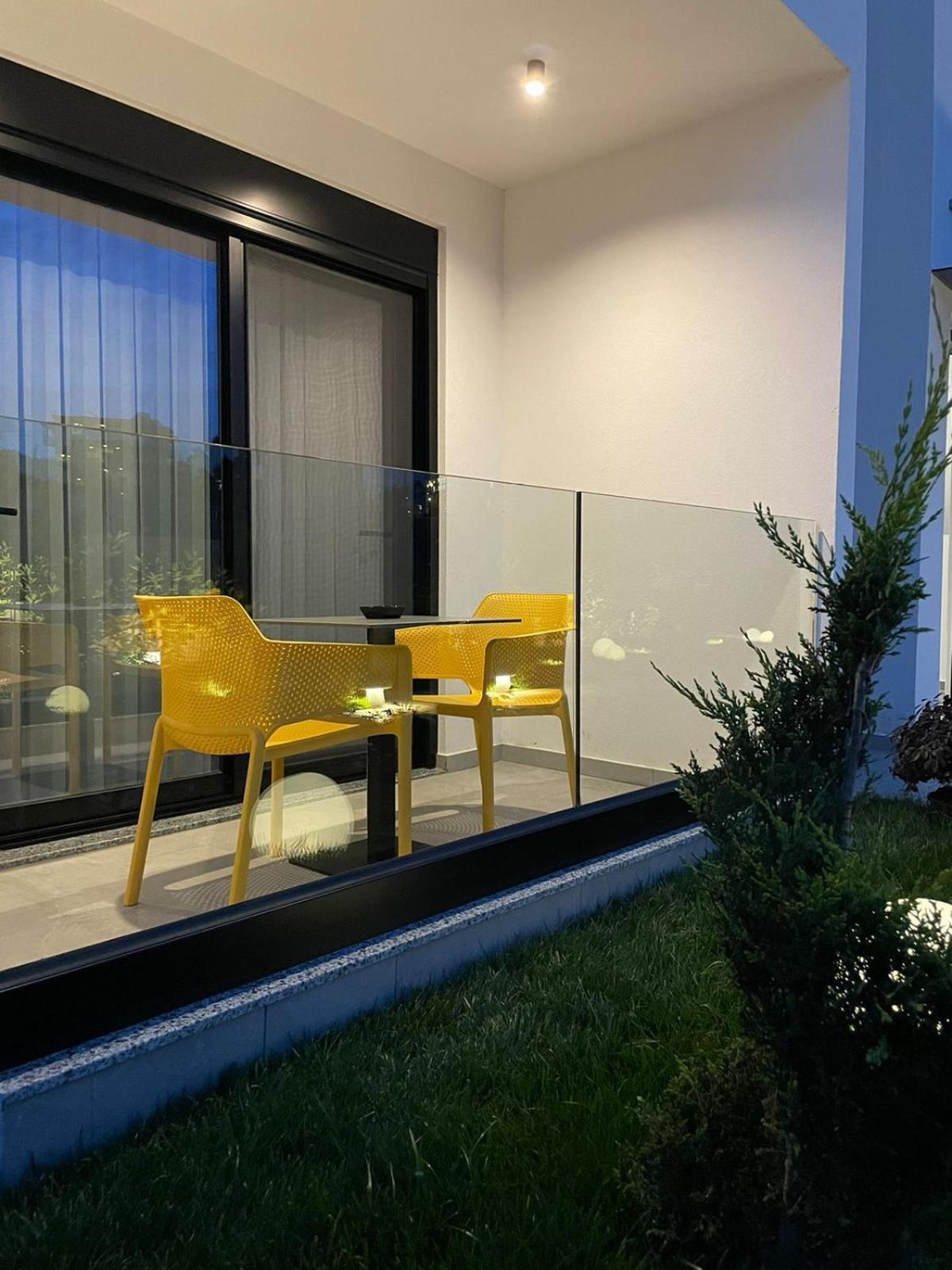 Lake View Rooms Ksamil Extérieur photo