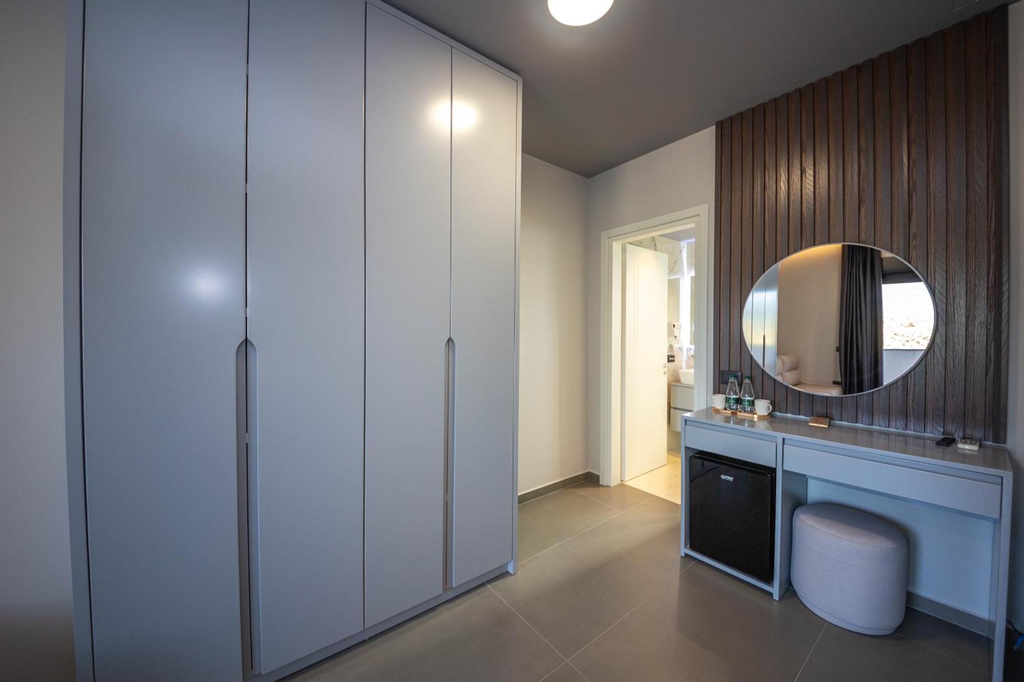 Lake View Rooms Ksamil Extérieur photo