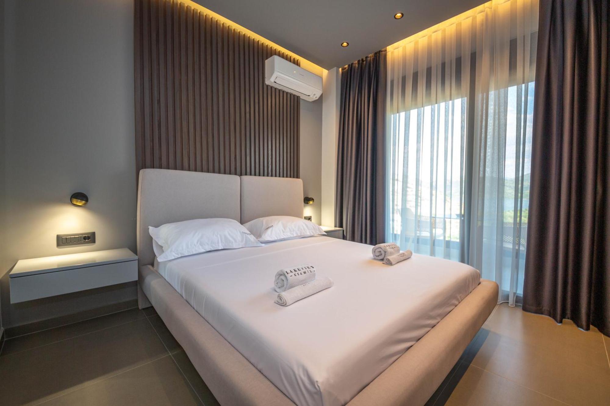 Lake View Rooms Ksamil Extérieur photo
