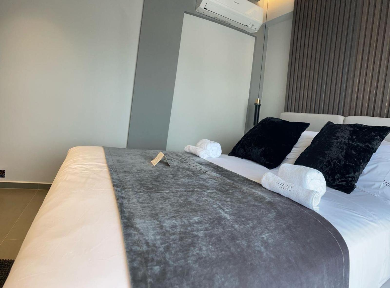 Lake View Rooms Ksamil Extérieur photo
